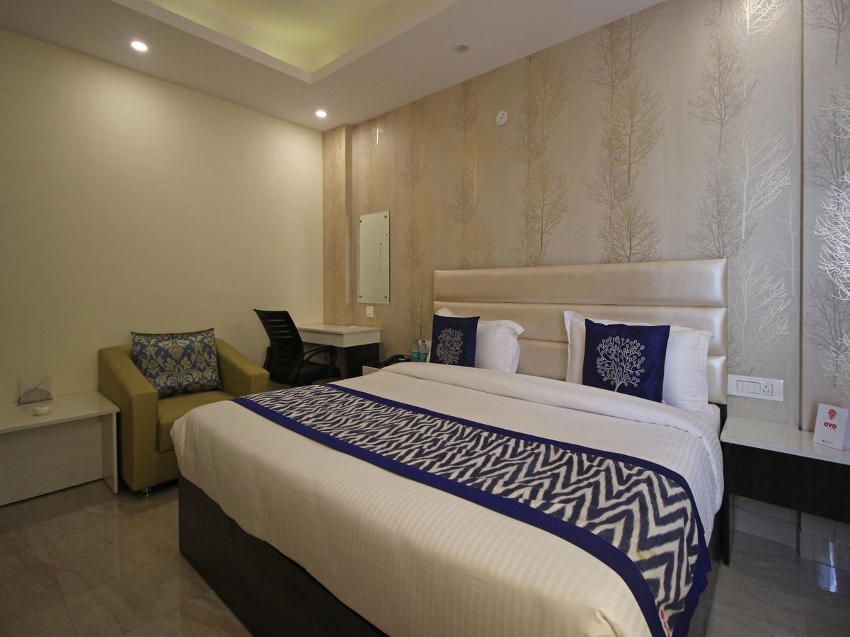 Oyo 8132 Hotel Kukreja 데라둔 외부 사진