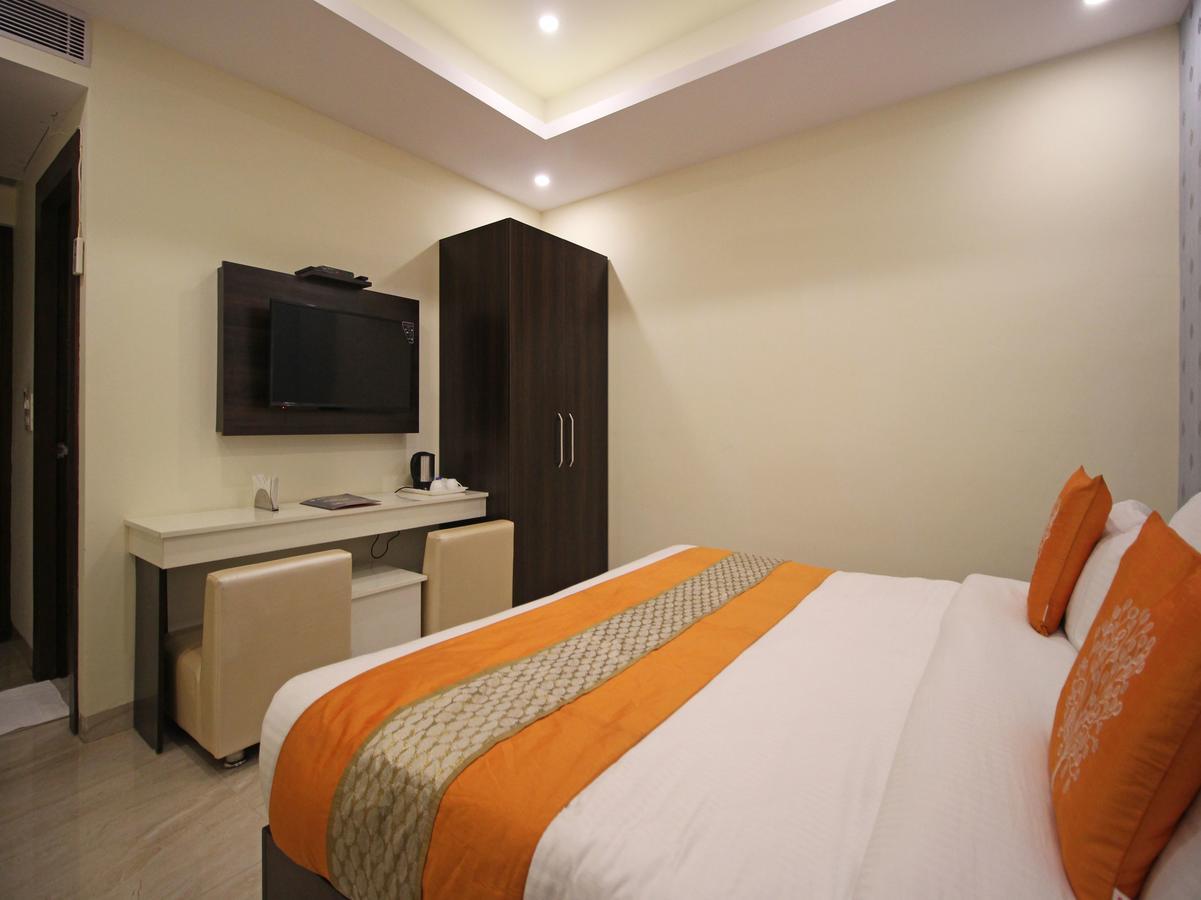 Oyo 8132 Hotel Kukreja 데라둔 외부 사진