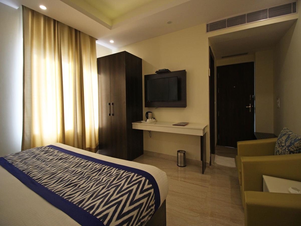 Oyo 8132 Hotel Kukreja 데라둔 외부 사진